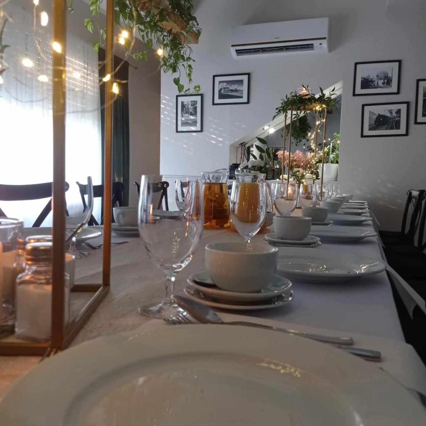 Kamienica Pokoje & Restauracja Opalenica Exteriör bild